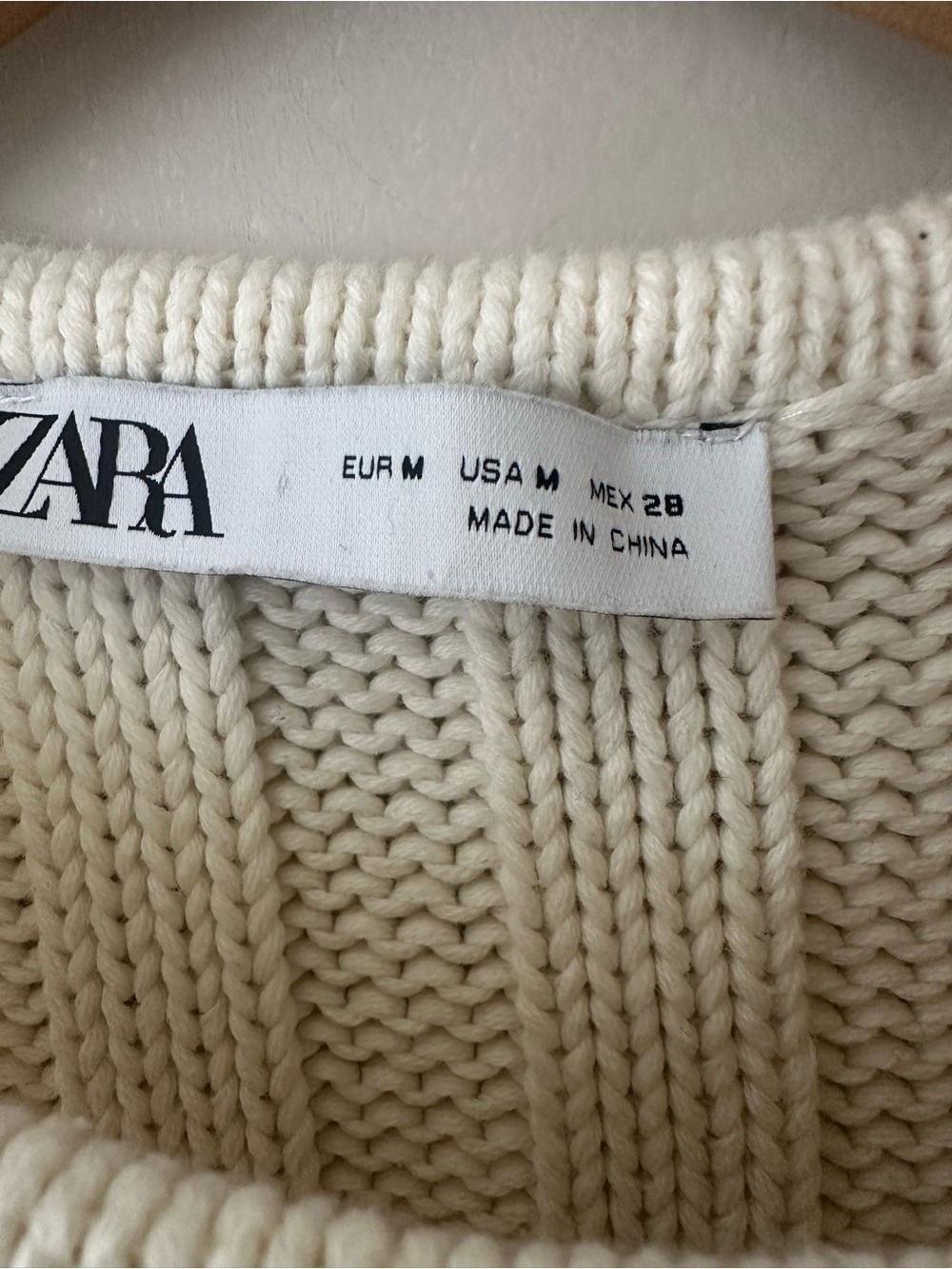 ZARA CREAM KNIT CROP TOP W/ DRAW STRING AT HEM DISTRESSED CAPPED SLEEVES SZ M - Picture 7 of 7